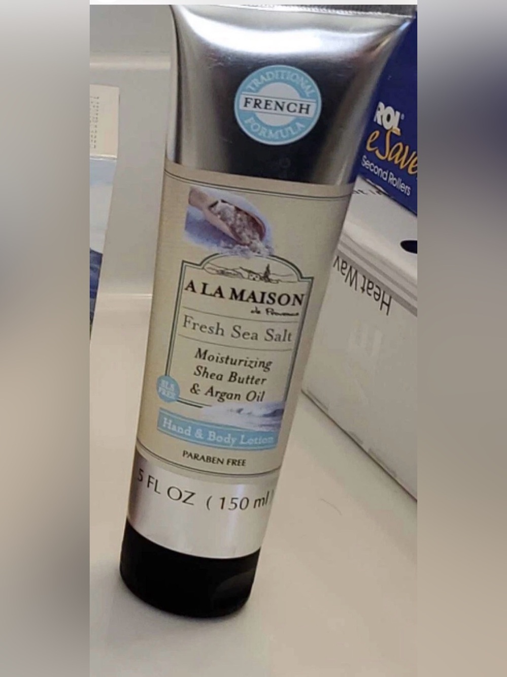 Fresh Sea Salt Moisturizing Hand & Body Lotion - Cream/White